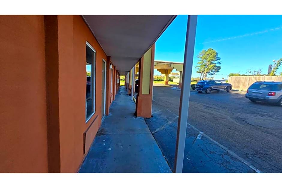 Diamond Inn Motel By OYO Jackson Hwy 80- I-20