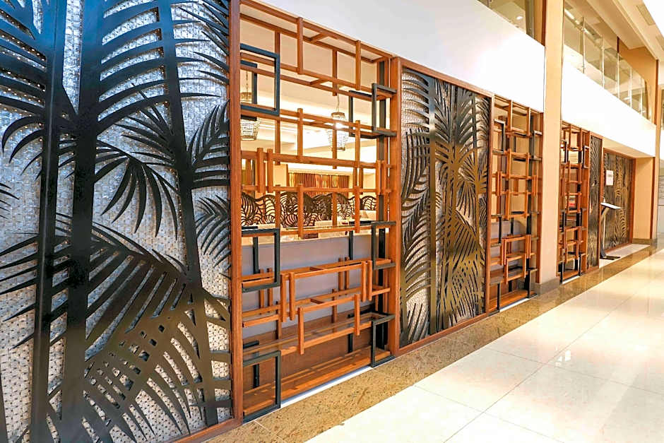 Best Western Plus The Ivywall Hotel - Palawan