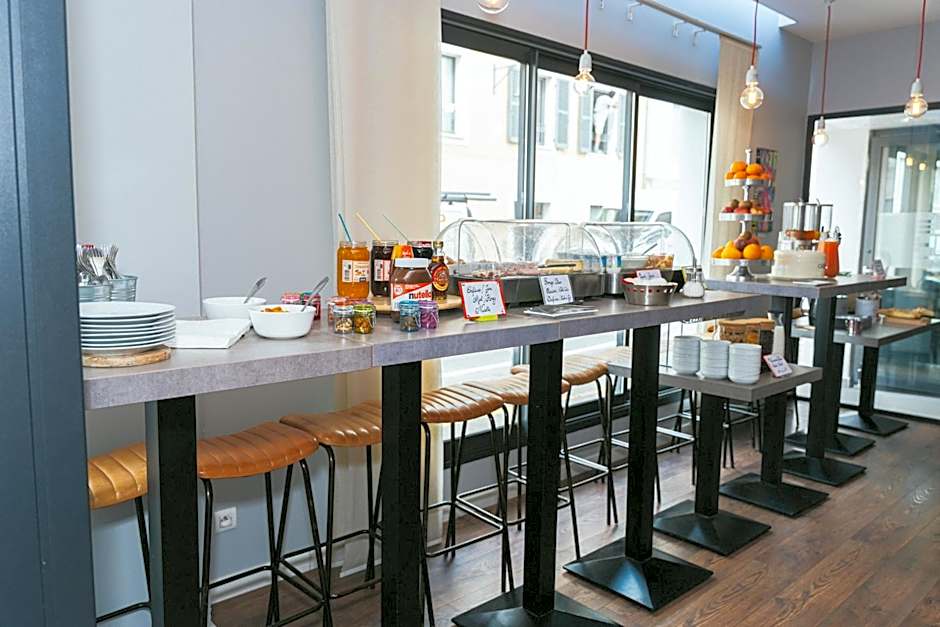 Holidays & Work HOTEL