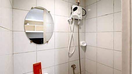 C Star Travellers Inn