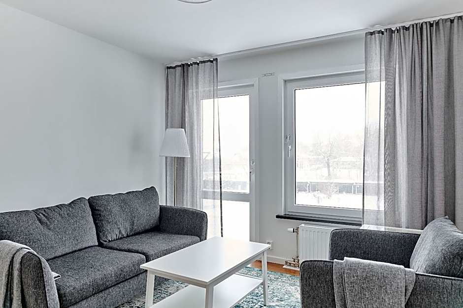 Photo 1 of 13 of 2 Bedroom Apartment