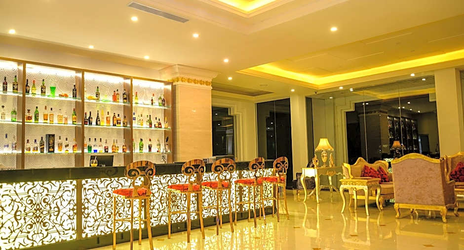 The Grand Kandyan Hotel