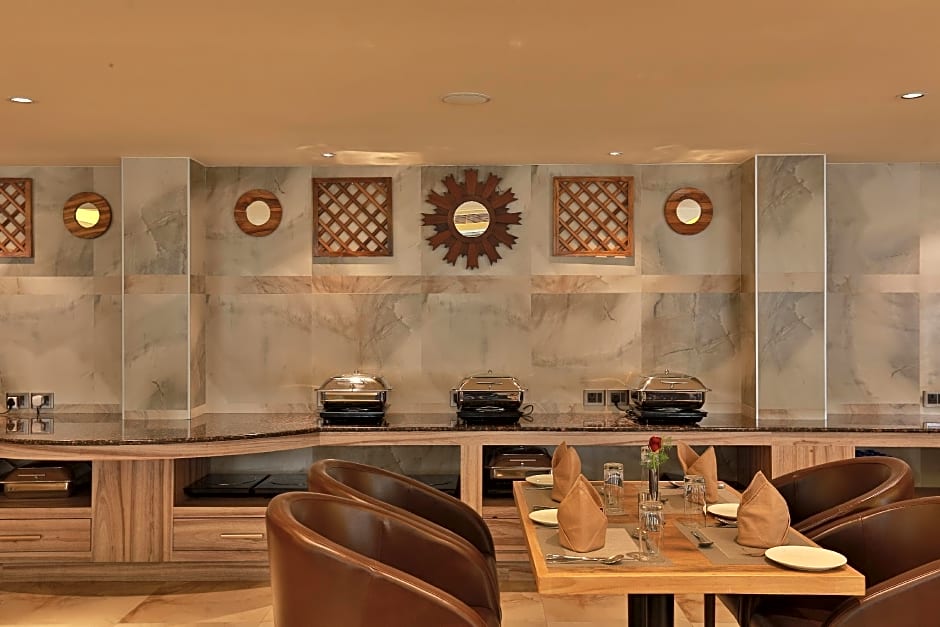 Hotel Luminara A Unit of Elite Tourist Home