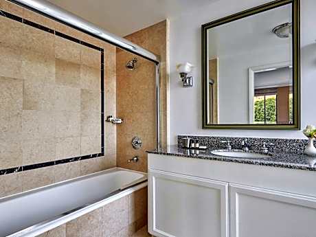 Palisade Grand Suite with Two Double Beds