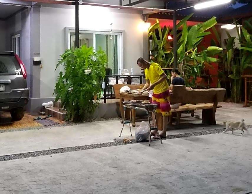 บ้านทะเลอิ่มเอม Bann Talay Im eimm