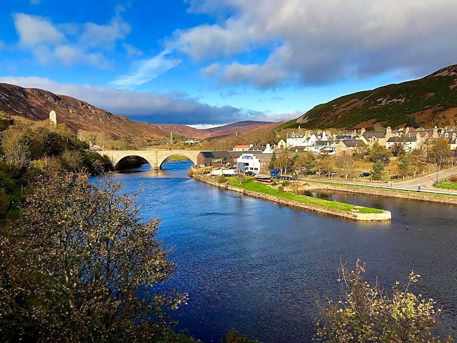 Sea Song, Selkie House