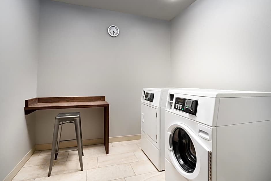 Homewood Suites By Hilton Midland