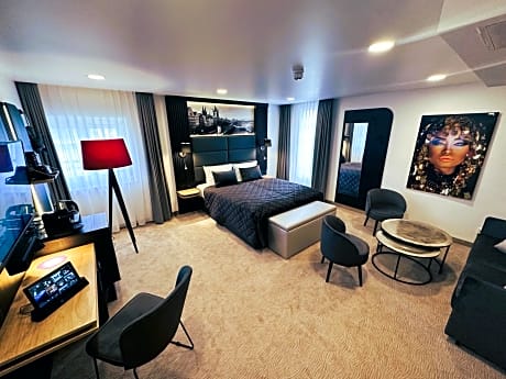 Junior Suite with River View