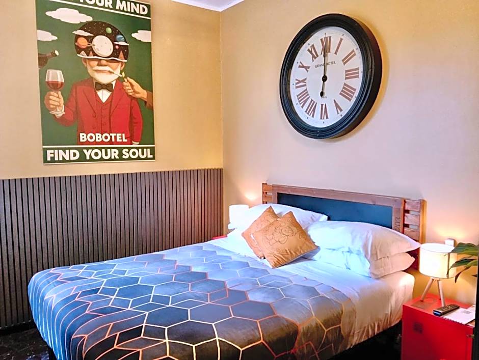 BOBOTEL URBAN Guesthouse