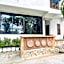 Miss Hong House