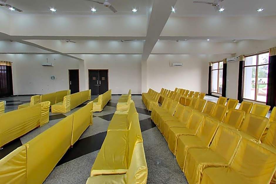 Geetanjali Hotel & Motel