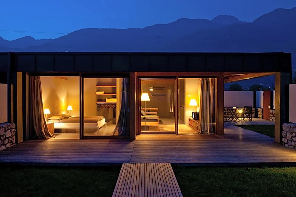 Vivere Suites & Rooms