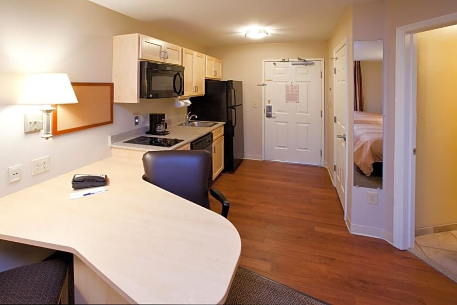 Candlewood Suites Minot, an IHG Hotel