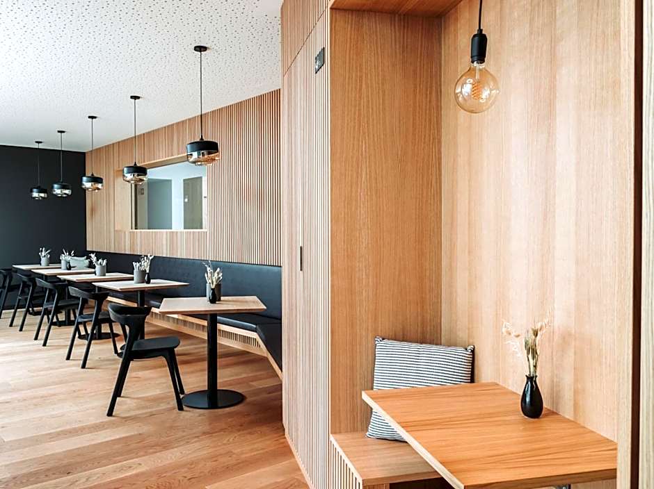 Montreux Youth Hostel