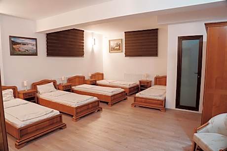 Mixed Dormitory Room