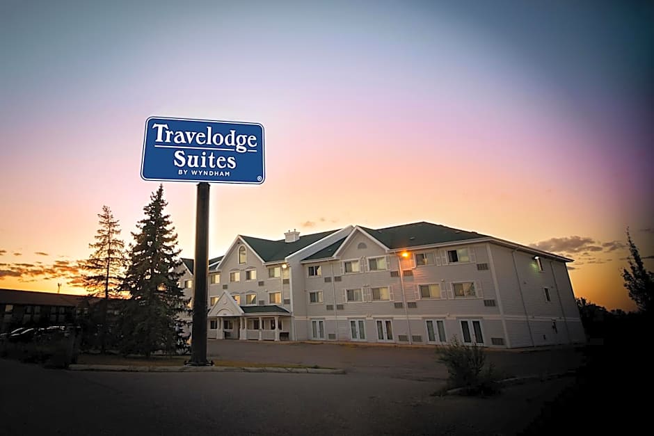Travelodge Suites by Wyndham Regina - Eastgate Bay