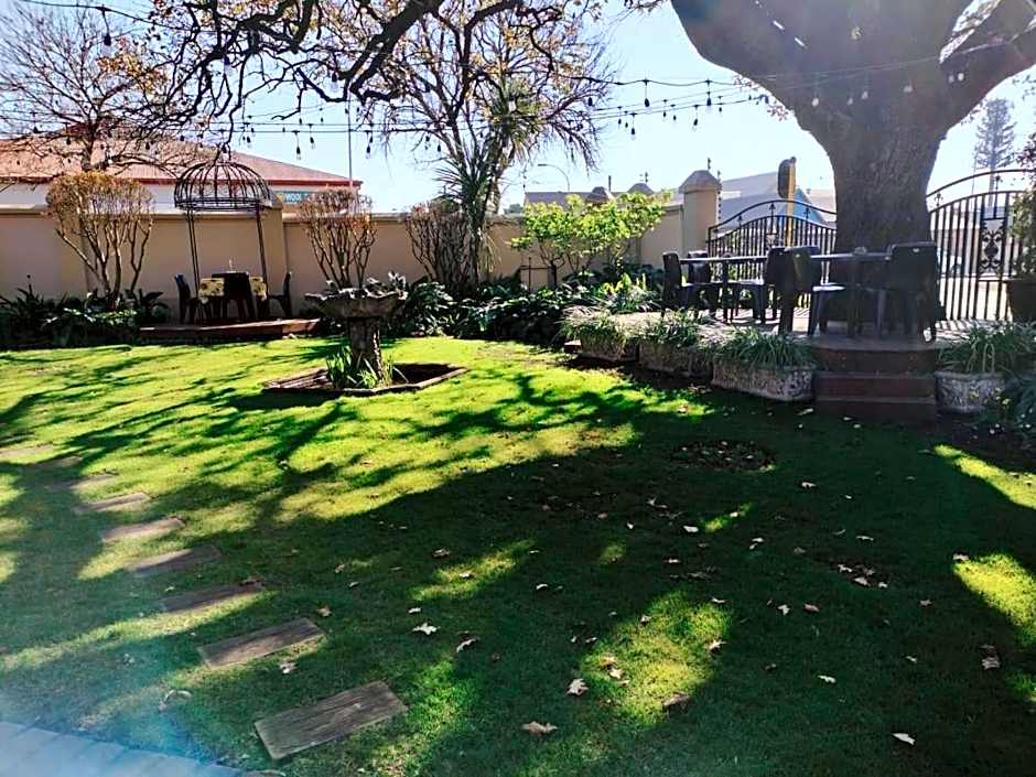 Oregon Place Guest House