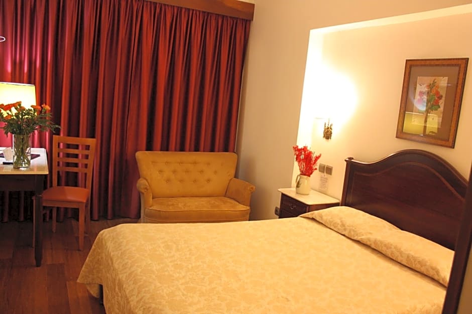 Photo 1 of 5 of Superior 1 Double Bed or 2 Twin Beds