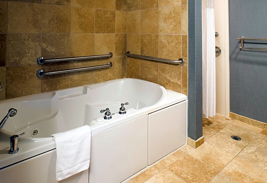 Hampton Inn & Suites Vineland