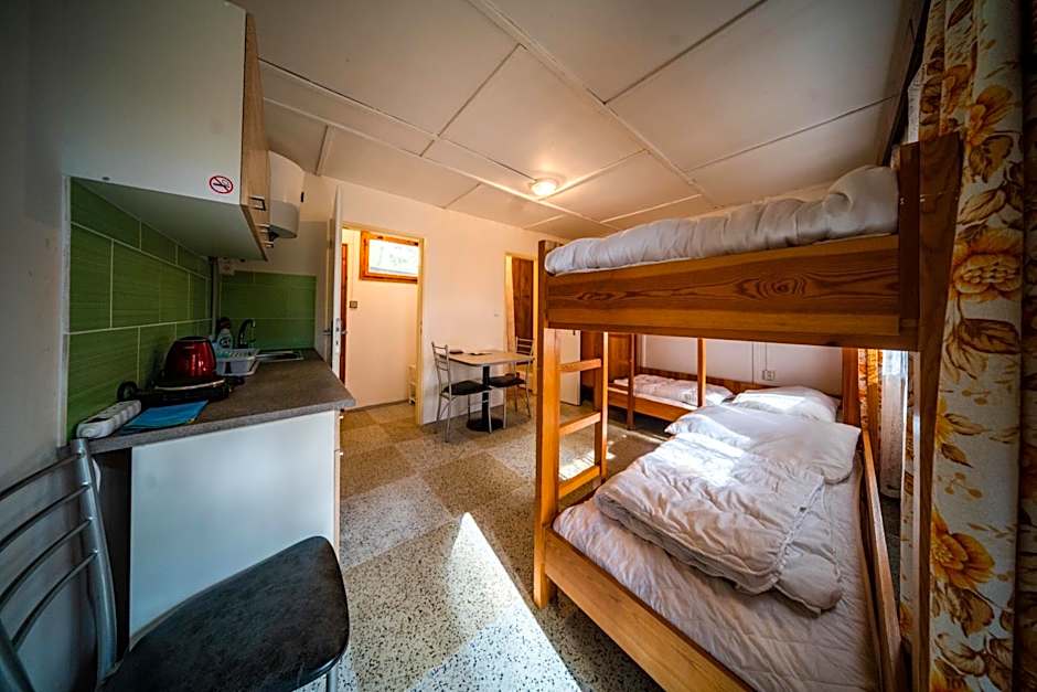 Chatky Máj Máchovo jezero