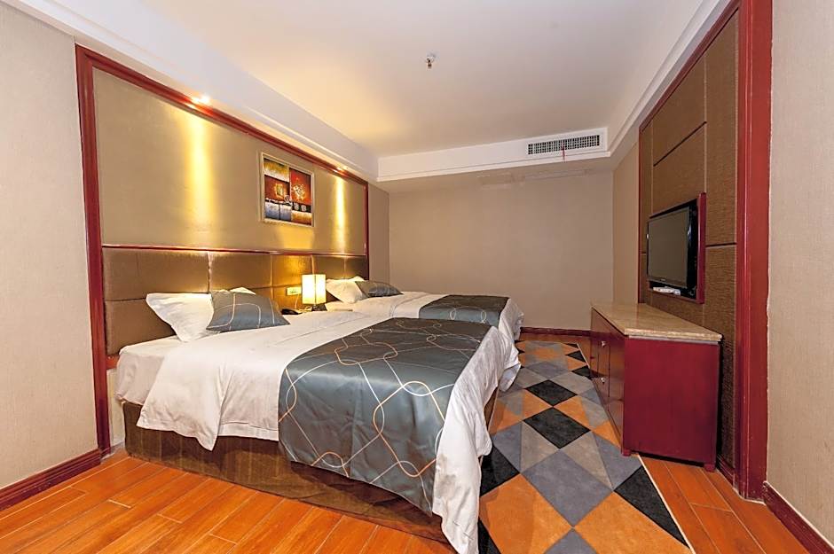 Photo 1 of 1 of Vibrant Suite