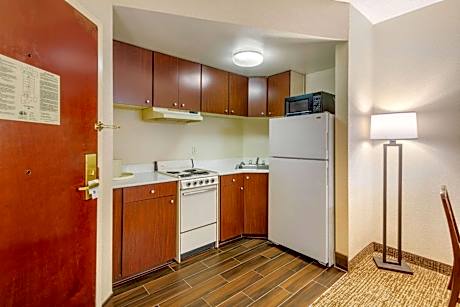 King Room - Accessible/Non-Smoking