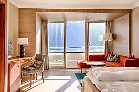 Deluxe Twin Room With Fjord View