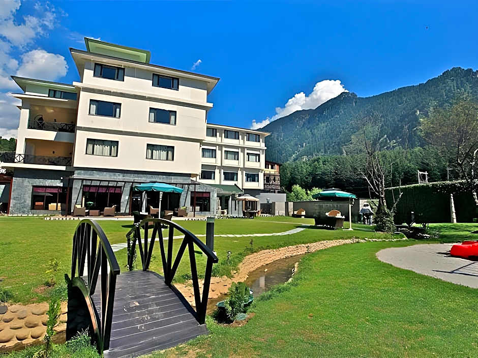 Renest River Country Resort Manali