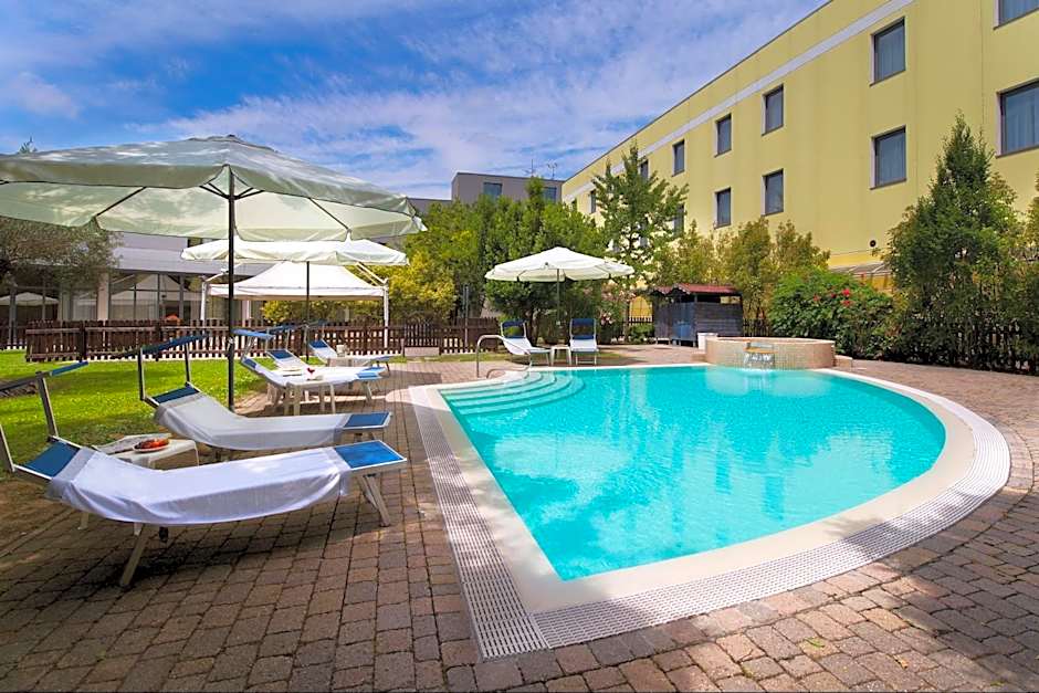 Cdh Hotel Parma & Congressi