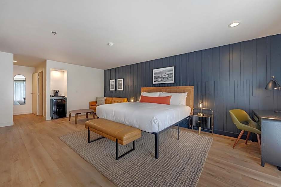 Bodega Coast Inn and Suites