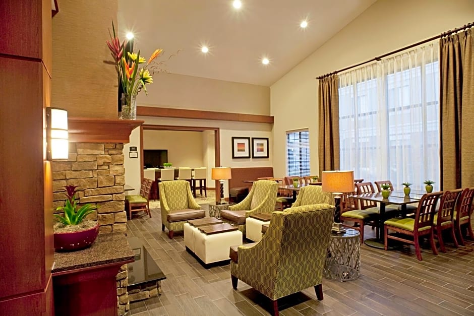 Staybridge Suites Chantilly Dulles Airport