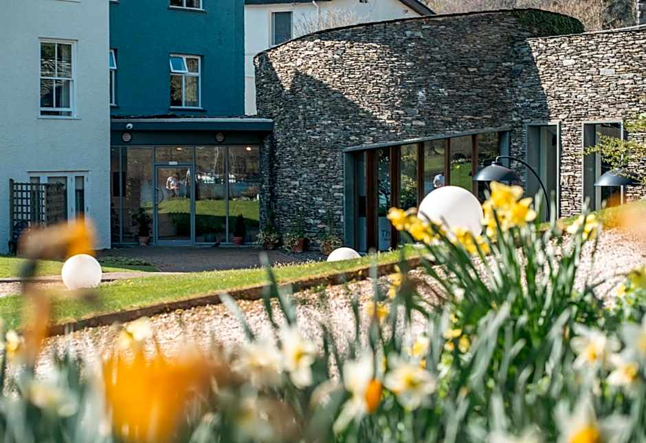 Lakeside Hotel and Spa