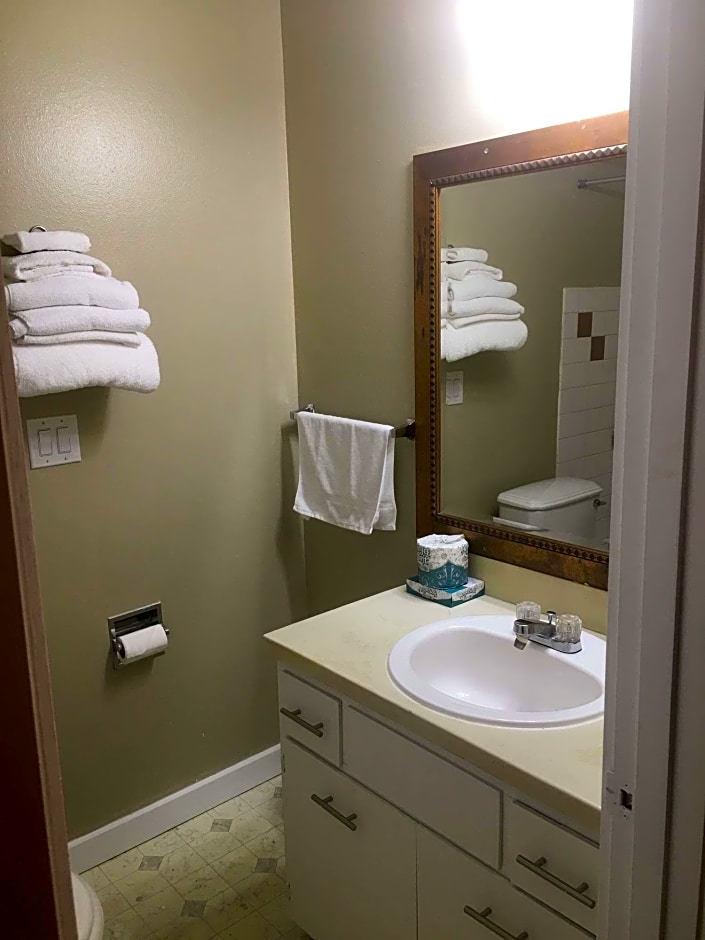 Sunrise Garden Suites