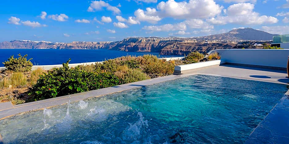 Neptune Luxury Suites