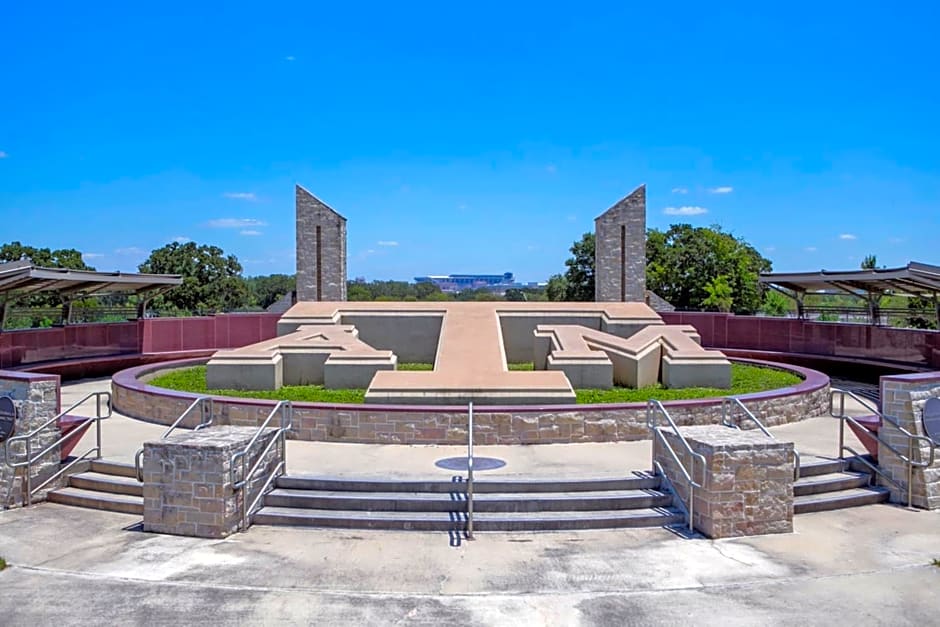 Holiday Inn Hotel & Suites College Station-Aggieland