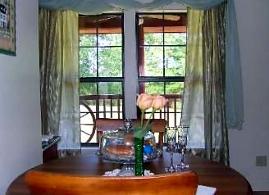 Susan's Cottages – Alexandria, LA