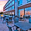 Holiday Inn Express and Suites Grand Rapids Airport- South By IHG
