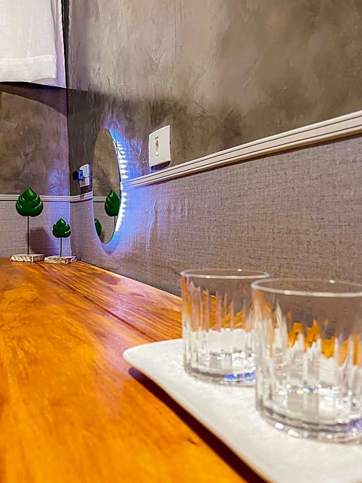 Parador 7 Bangalô, Praia do Parracho, 1,0 km da Rua Mucugê