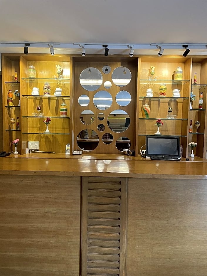 Hotel Kanha's Palm Springs, Bhopal