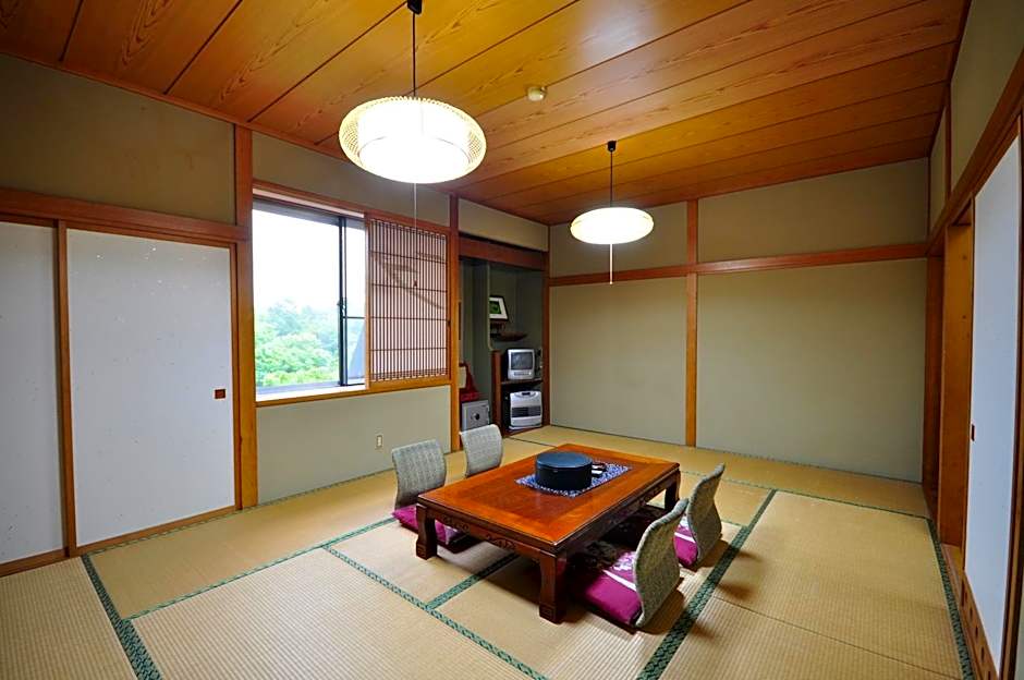 Shinyu Onsen Kurikomaso