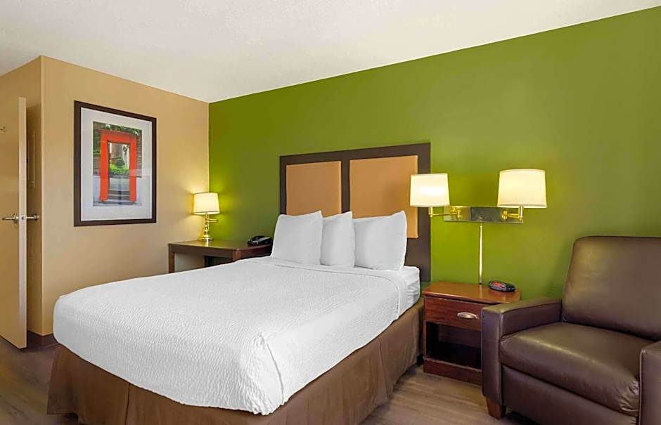 Extended Stay America Suites - St. Petersburg - Clearwater - Executive Dr.