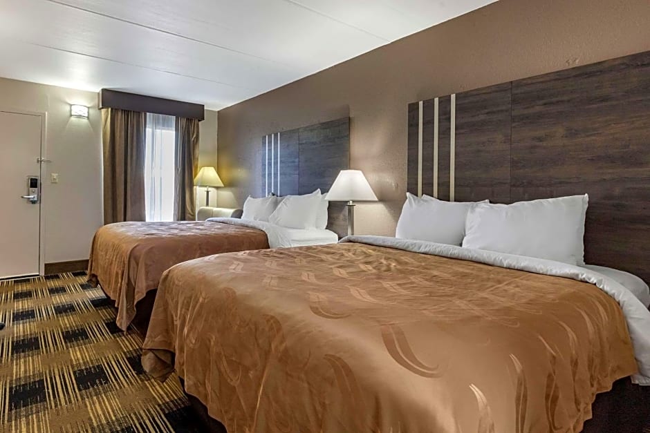 Quality Inn South Duncan