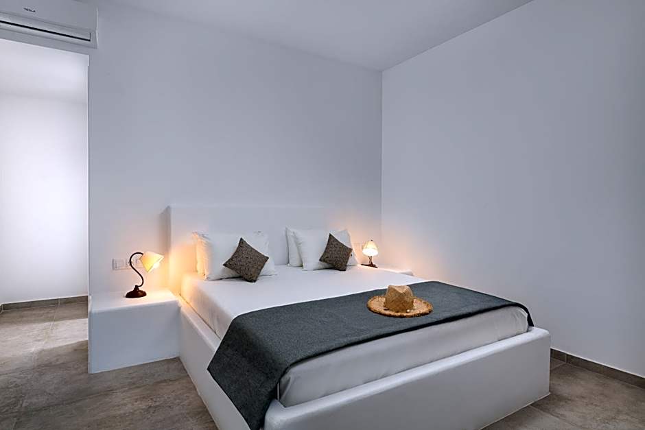 Stegna Akti Luxury Suites