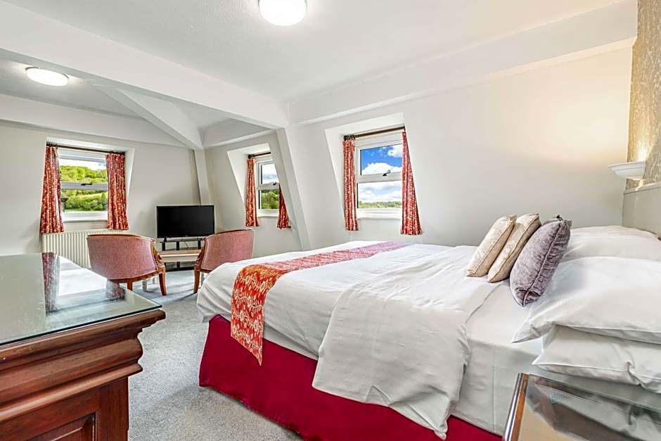 Best Western Limpley Stoke Hotel