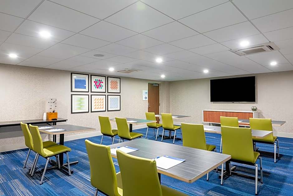 Holiday Inn Express & Suites Santa Ana - Orange County By IHG