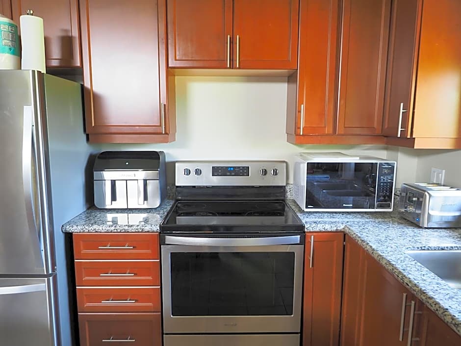 Gateside Chalets Expansive 6 Bedroom Hot Tub Near Village Blue Mountain