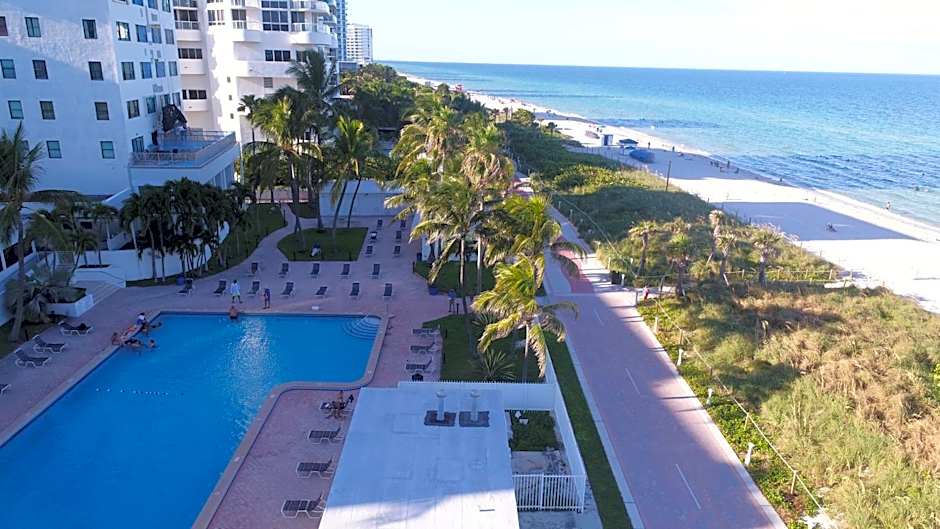 Deluxe Studios and Apartments at the Casablanca