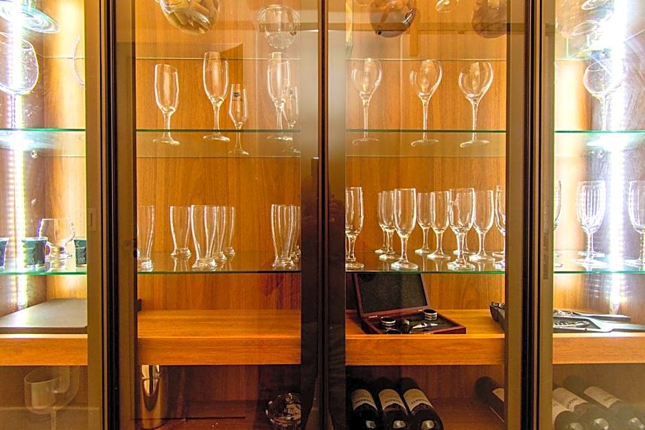 Girl from Ipanema - Luxury and Beach