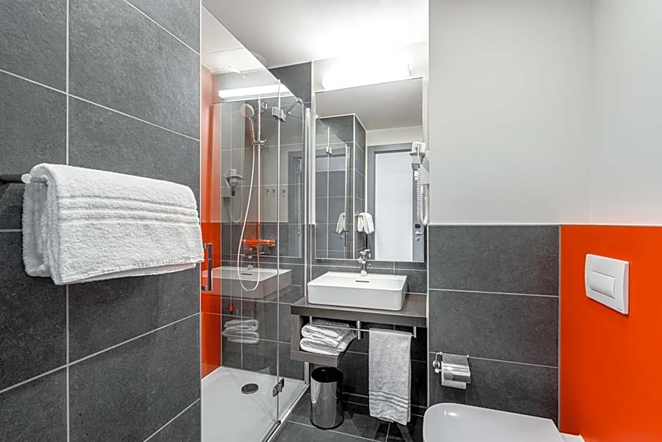 Campanile Vienna South