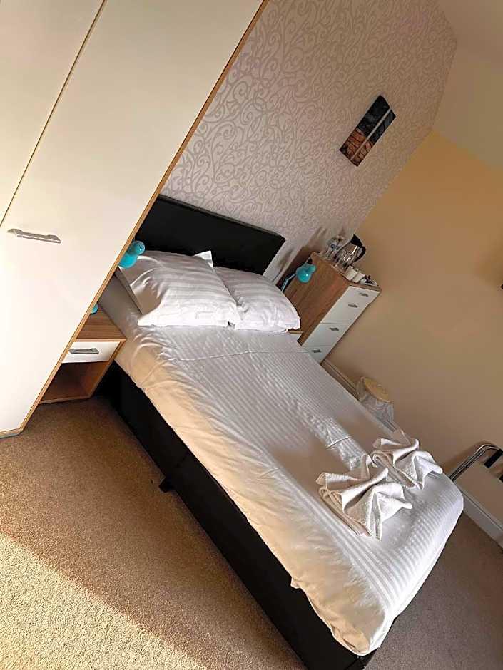 The Captain Cook Inn